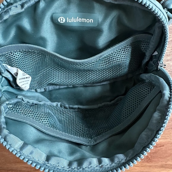 Lulu belt bag - Picture 3 of 3